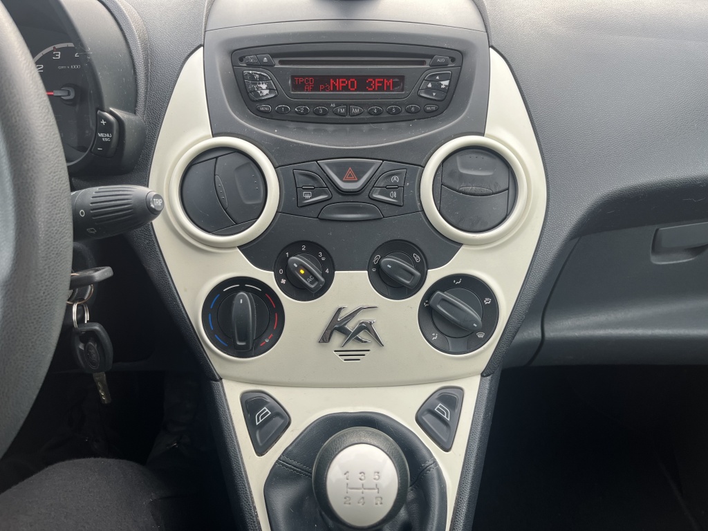 37401799-5.jpg