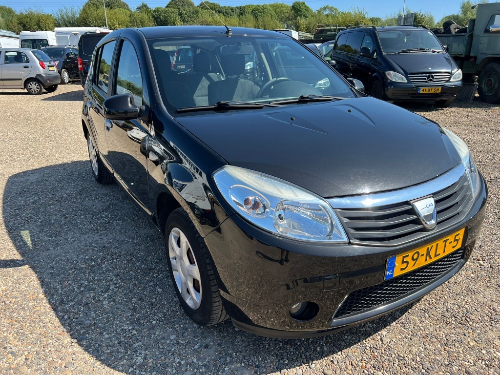 39245442-1.jpg