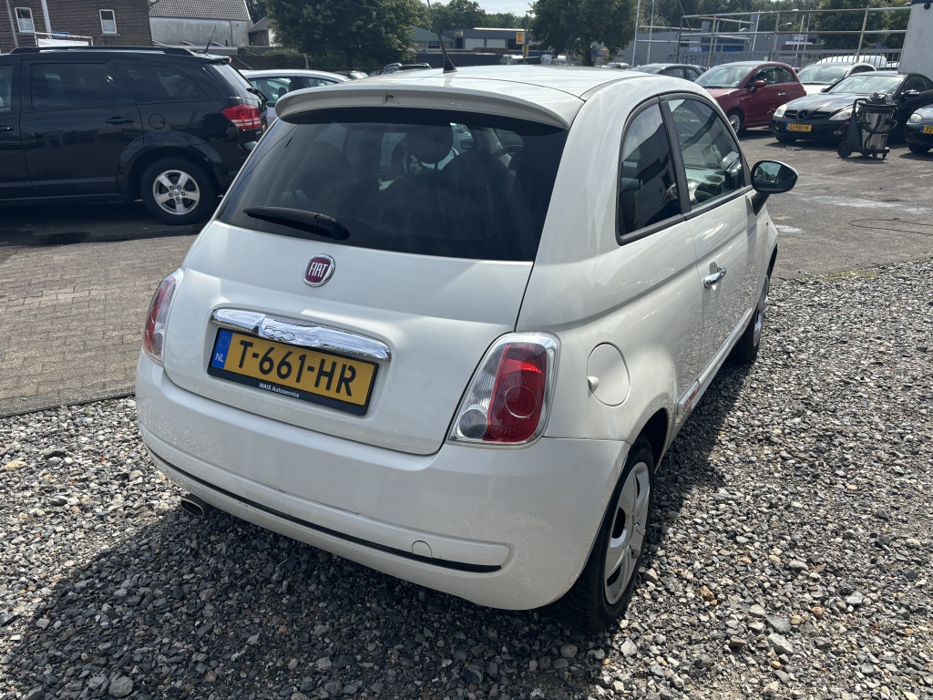 39643802-5.jpg