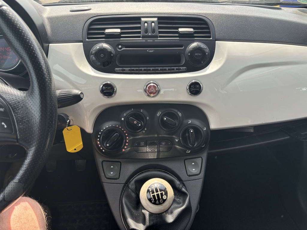 39643802-7.jpg