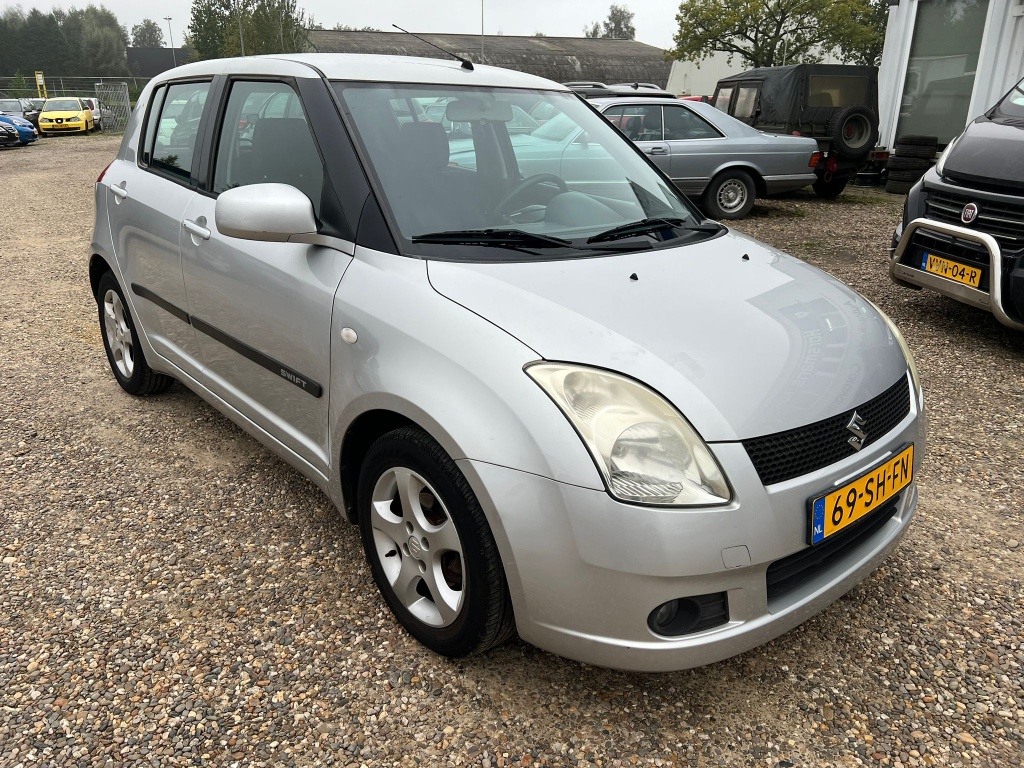 40091147-1.jpg