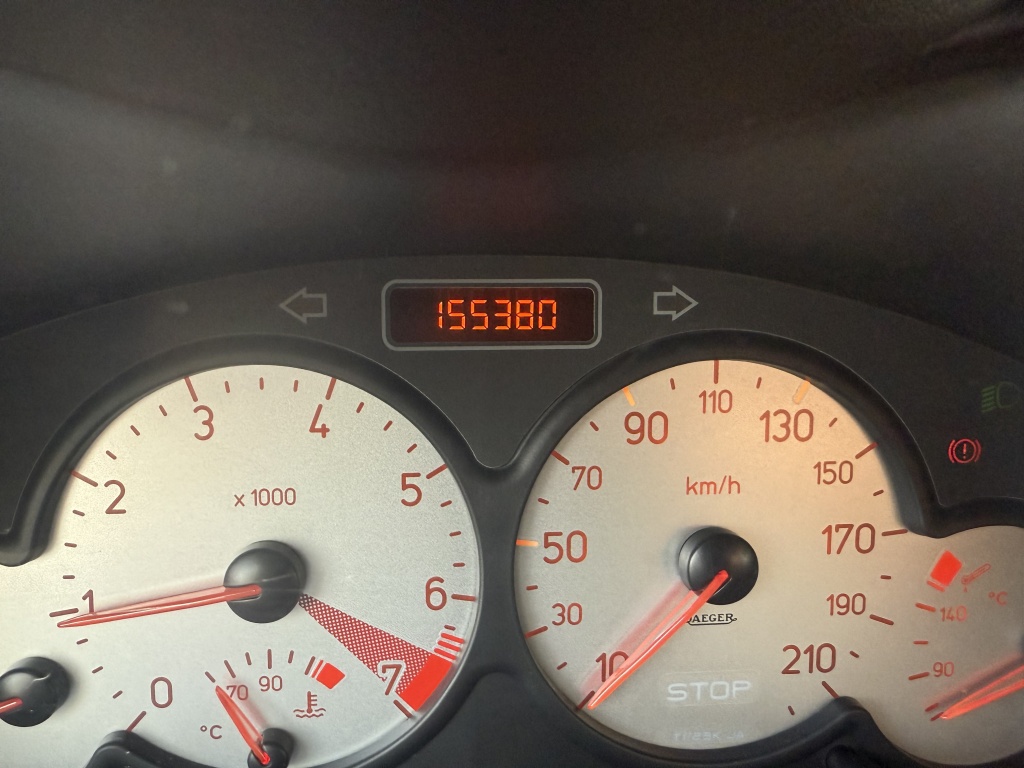41435538-9.jpg