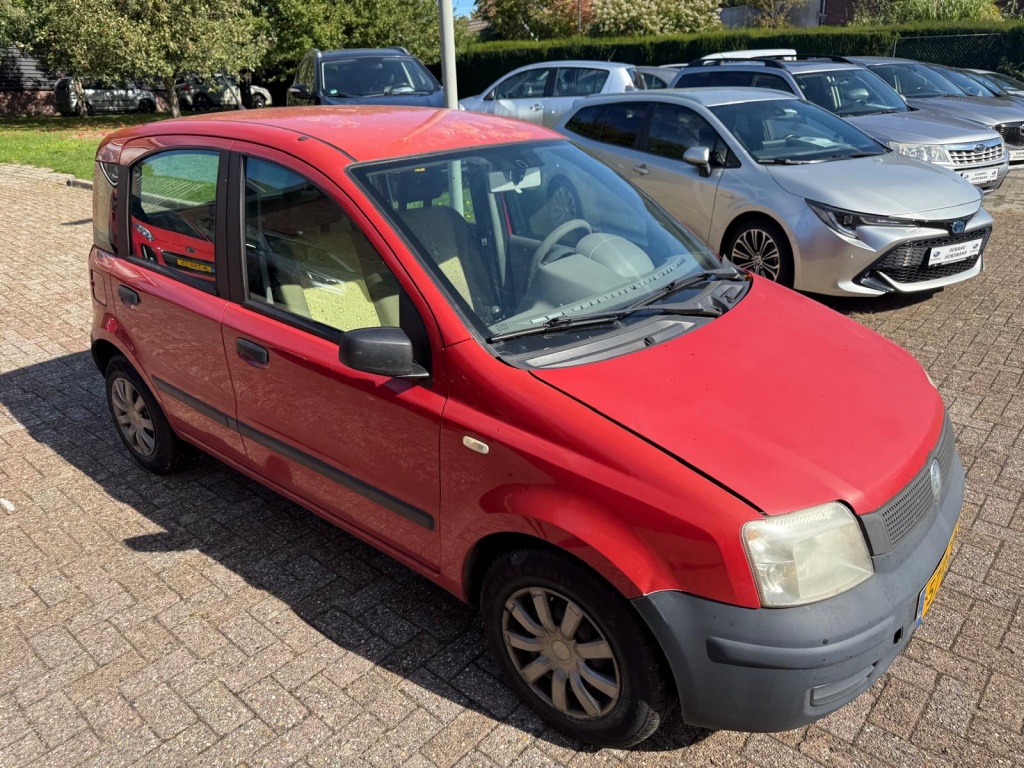 47768593-4.jpg
