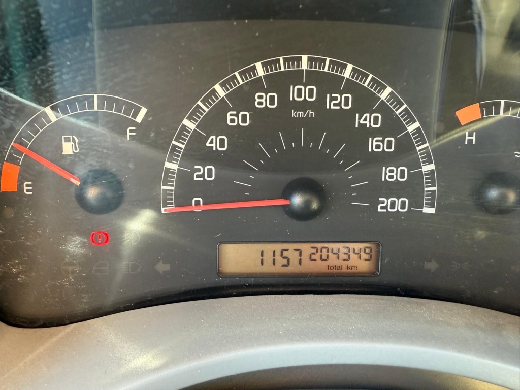 47768593-5.jpg