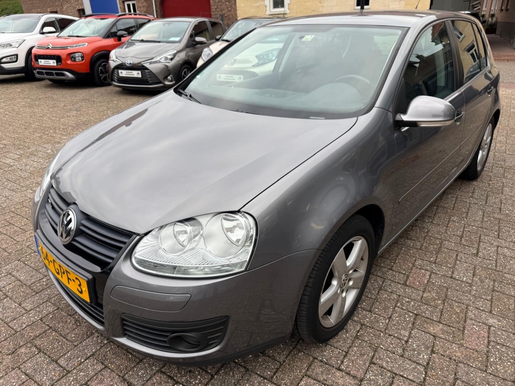 48284485-1.jpg