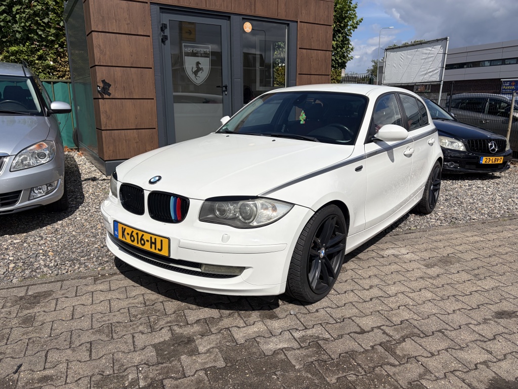 56085945 0.jpg