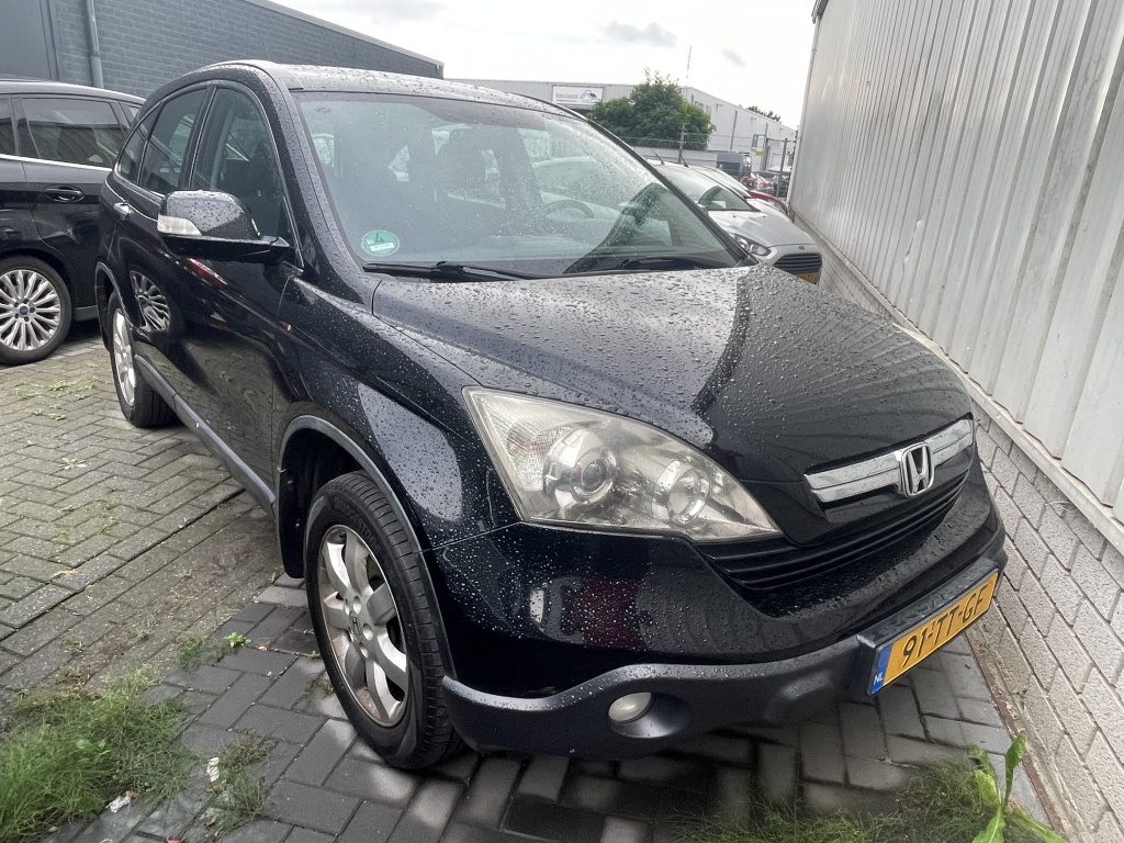 56544410 0.jpg