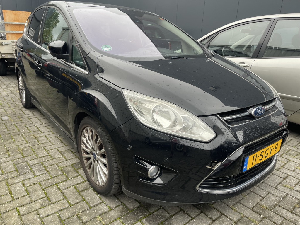 56544411 0.jpg